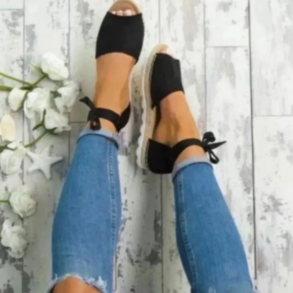 Black Espadrille Sandal Size 8 - Picture 2 of 6